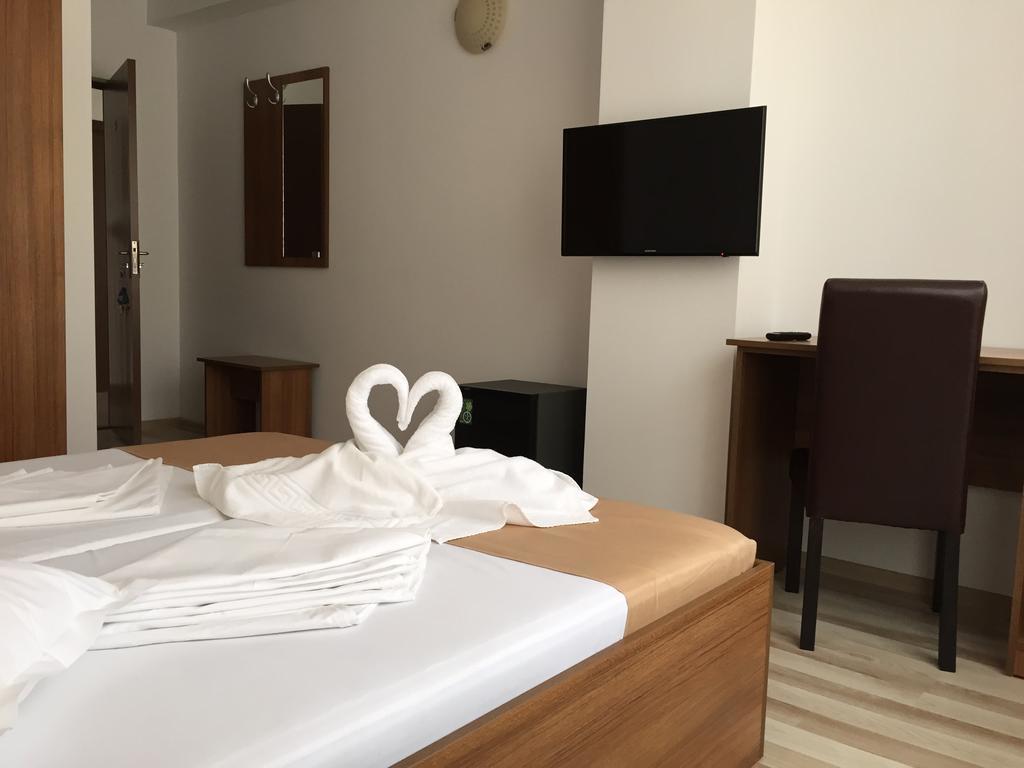 מאמאיה Hotel Mihaela חדר תמונה