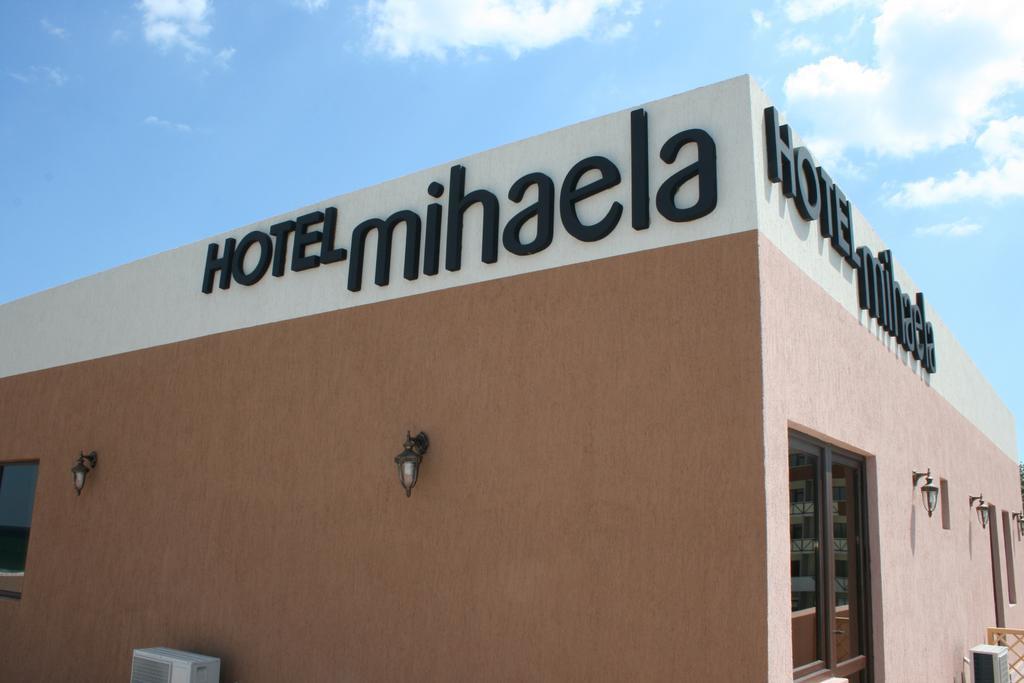 מאמאיה Hotel Mihaela מראה חיצוני תמונה